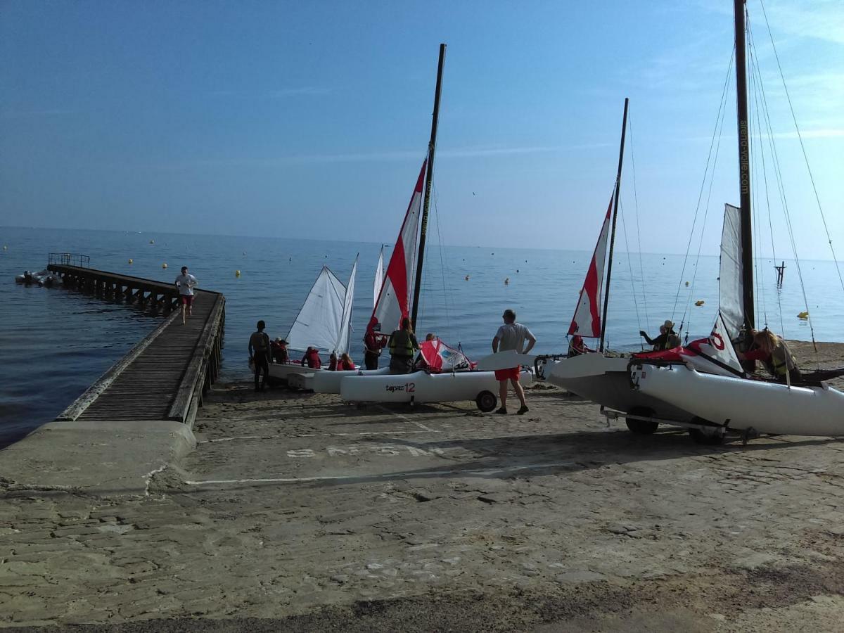 A Deux Pas D'La Mer Grandcamp-Maisy Exterior photo